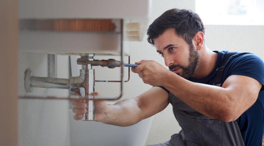 Professional water heater installation services in Saint Francis, KS